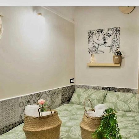 那不勒斯Casina Via Foria住宿加早餐旅馆 外观 照片